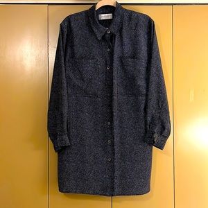 Liz Claiborne tunic button-down top